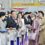 สมเด็จพระกนิษฐาธิราชเจ้า กรมสมเด็จพระเทพรัตนราชสุดาฯ ทอดพระเนตร สตรอว์เบอร์รีพันธุ์พระราชทาน ๘๙ ในงาน “วันนักประดิษฐ์ ๒๕๖๘”