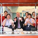 เปิดเทอมนี้ไม่ธรรมดา เลขาฯกอศ.ตรวจเยี่ยมวิทยาลัยพณิชยการธนบุรี ชื่นชมเด็กอาชีวะสายธุรกิจ เรียนสนุก มีรายได้ ใช้ชีวิตแบบมือโปร