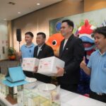 ไปรษณีย์ไทย x กรมประมง” เปิดเส้นทางส่งด่วนสัตว์น้ำสวยงามสู่ตลาดต่างประเทศ เสริมช่องทางให้ผปก. ประเดิมเฟสแรก 5 ปลายทาง “อเมริกา – เอเชีย” รุกหนุนแบรนด์ดิ้งประเทศไทยแหล่งผลิตสัตว์น้ำสวยงาม