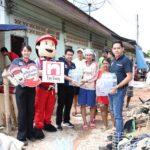 ไทวัสดุ ผนึกกำลังหน่วยงาน ‘รัฐ- ท้องถิ่น’ เร่งแก้วิกฤตน้ำท่วมใต้ ดัน “ไทวัสดุ หาดใหญ่” เป็นศูนย์พักพิง-ศูนย์อาสากู้ภัยพร้อมส่งมอบสิ่งของช่วยเหลือ ผู้ประสบภัย ครอบคลุมระยะฉุกเฉิน – ฟื้นฟูหลังน้ำลด